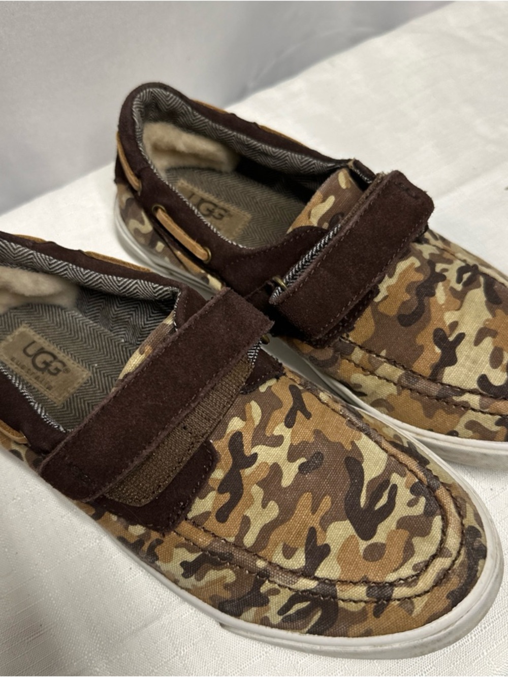 UGG Kids Camouflage Slip-On Sneakers in Brown and Tan